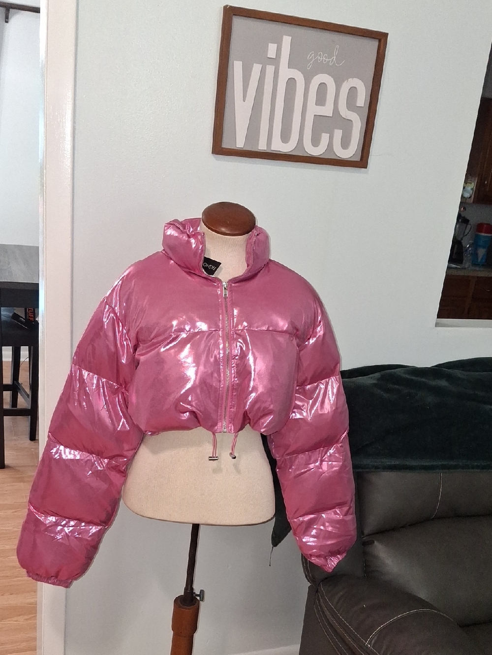 Fashion Nova/ Pink Cropped Puffer Jacket- W  Sz Medium